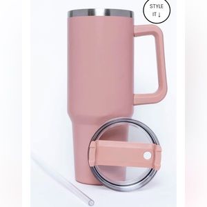 Pink Lily Sippin’ Pretty Blush Pink 40oz Insulated Drink Tumbler Lid & Straw NWT